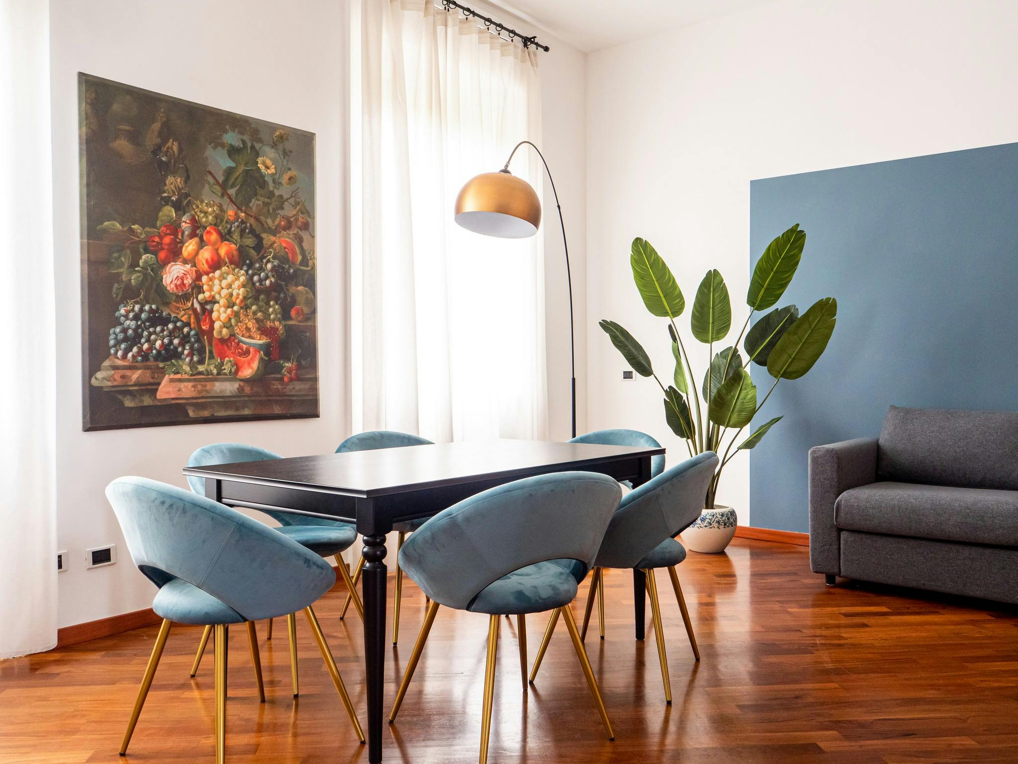 Piazzale Susa, Milan