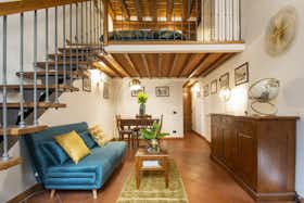 Apartament de închiriat pentru 1.300 EUR pe lună în Florence, Via dei Cerchi
