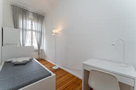Pokój prywatny do wynajęcia za 629 € miesięcznie w mieście Berlin, Boxhagener Straße