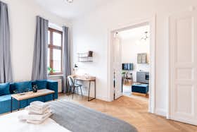 Apartment for rent for €1,795 per month in Berlin, Eislebener Straße