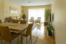 Apartamento en alquiler por 2190 € al mes en Madrid, Calle de Valdetorres de Jarama
