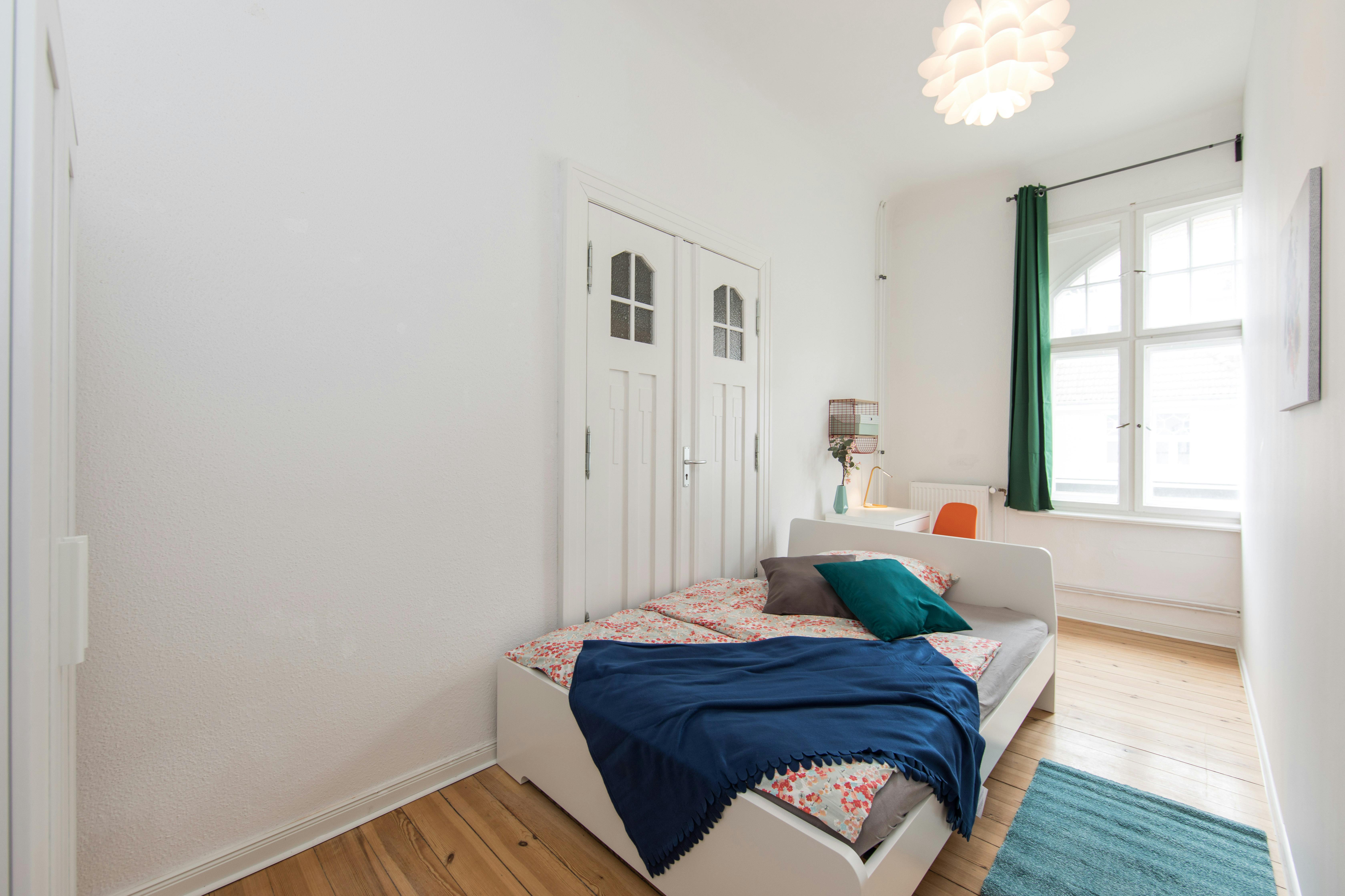 Brückenstraße, Berlin preview