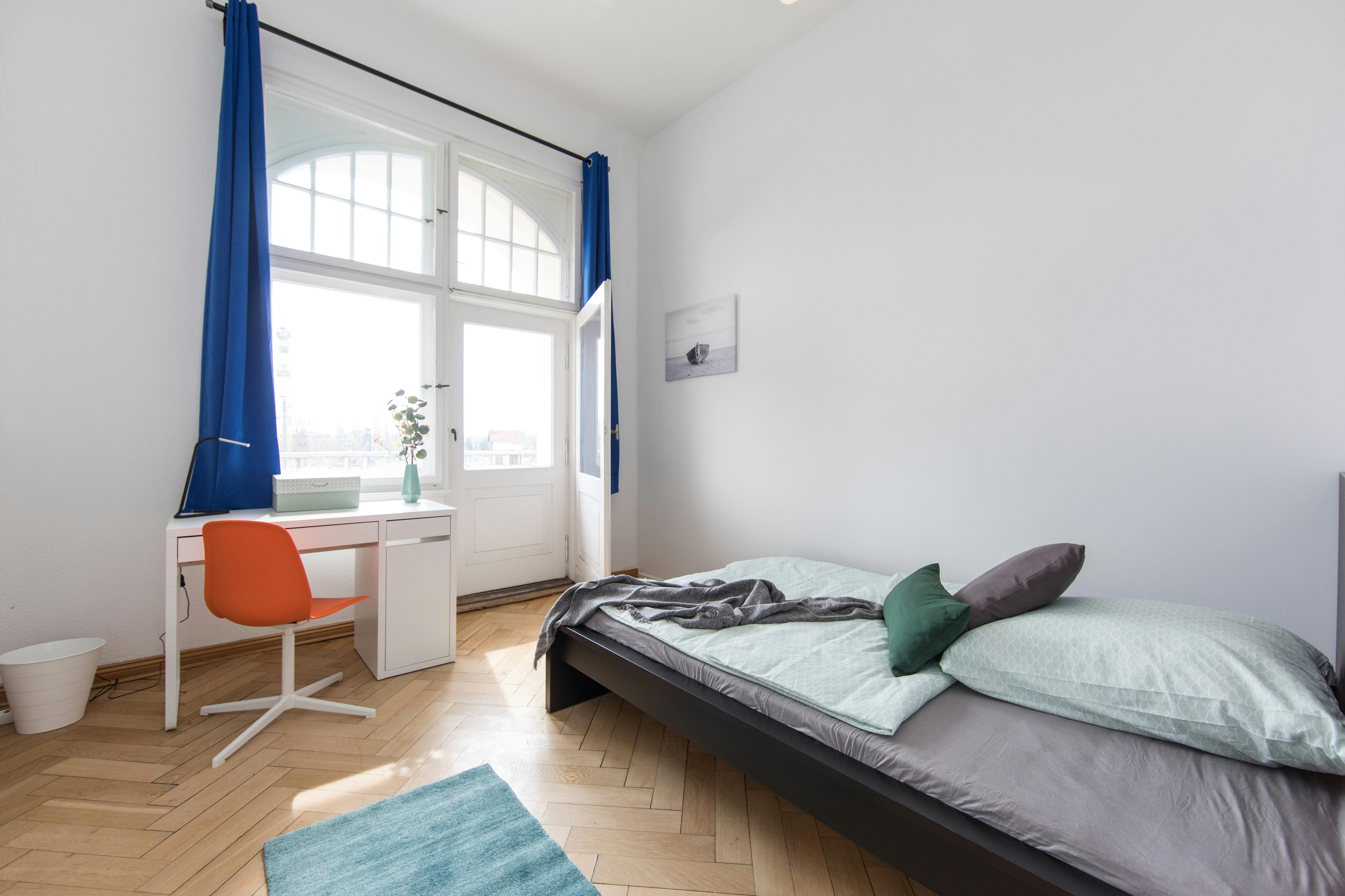 Brückenstraße, Berlin preview