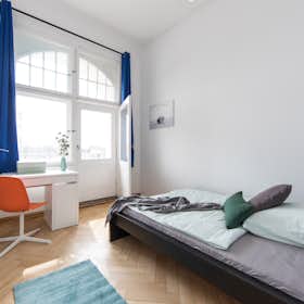 Private room for rent for €620 per month in Berlin, Brückenstraße