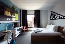 私人房间 正在以 €1,295 的月租出租，其位于 Groningen, Boterdiep