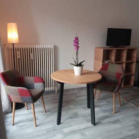 Apartment for rent for €920 per month in Vienna, Brandmayergasse