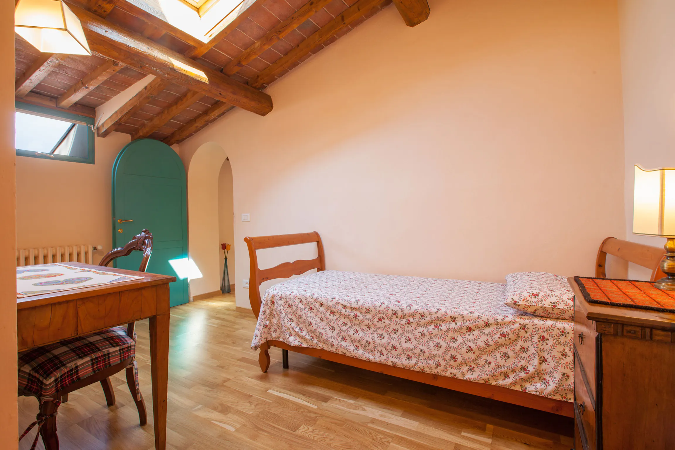 2-Bedroom Apartment in Via Montebello, Florence (1074364) ROOM 4