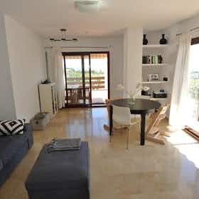 Wohnung zu mieten für 2.500 € pro Monat in Marbella, Calle Sierra Cazorla