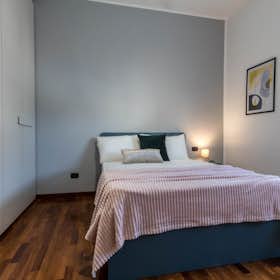 Private room for rent for €990 per month in Milan, Via Romolo Gessi