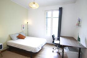 Private room for rent for €670 per month in Barcelona, Gran Via de les Corts Catalanes