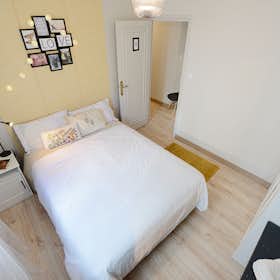 Private room for rent for €505 per month in Bilbao, Ramón y Cajal etorbidea