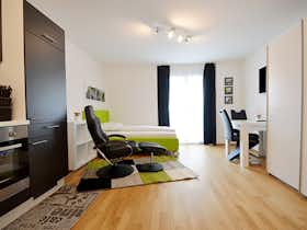 Appartement te huur voor € 1.295 per maand in Mörfelden-Walldorf, Gerauer Straße