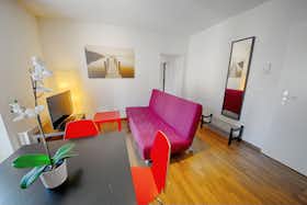 Appartement te huur voor CHF 2.860 per maand in Zürich, Schwamendingenstrasse
