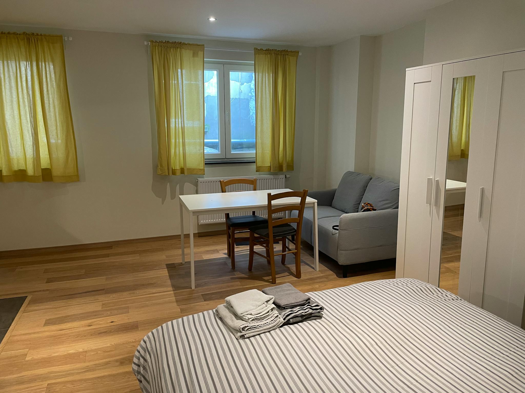 Gierstraat, Brussels preview