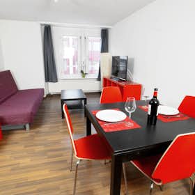 Квартира за оренду для 2 750 CHF на місяць у Zürich, Schwamendingenstrasse