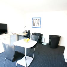 Apartment for rent for CHF 2,981 per month in Cham, Luzernerstrasse