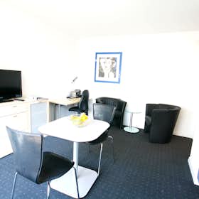 Apartment for rent for CHF 2,970 per month in Cham, Luzernerstrasse