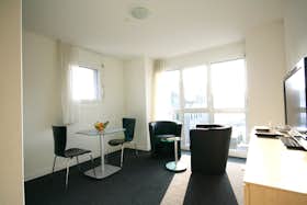 Apartamento para alugar por € 3.020 por mês em Cham, Luzernerstrasse