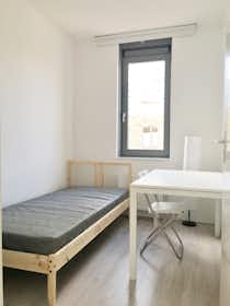 Private room for rent for €700 per month in Amsterdam, Hoekenespad