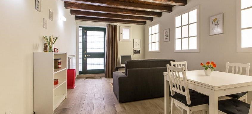 Via del Mattonato, Rome preview