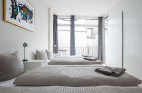 Apartment for rent for CHF 4,566 per month in Basel, Rümelinsplatz