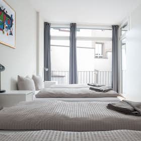 Lägenhet att hyra för 4 565 CHF i månaden i Basel, Rümelinsplatz
