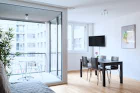 Wohnung zu mieten für 2.693 € pro Monat in Basel, Erlenmattstrasse