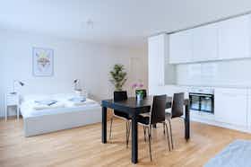 Apartment for rent for CHF 2,424 per month in Basel, Erlenmattstrasse