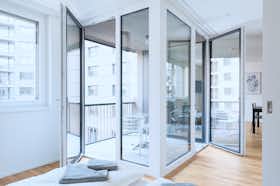 Appartement te huur voor CHF 2.641 per maand in Basel, Erlenmattstrasse