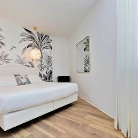 Apartment for rent for €6,000 per month in Rome, Via Flavia