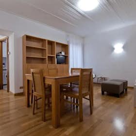 Appartamento in affitto a 2.950 € al mese a Rome, Via Flaminia