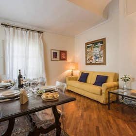 Apartment for rent for €3,200 per month in Florence, Piazza della Signoria