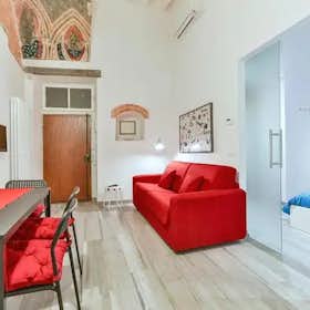 Appartement à louer pour 3 500 €/mois à Florence, Via del Castellaccio