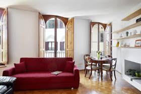 Apartment for rent for €2,850 per month in Florence, Costa Scarpuccia