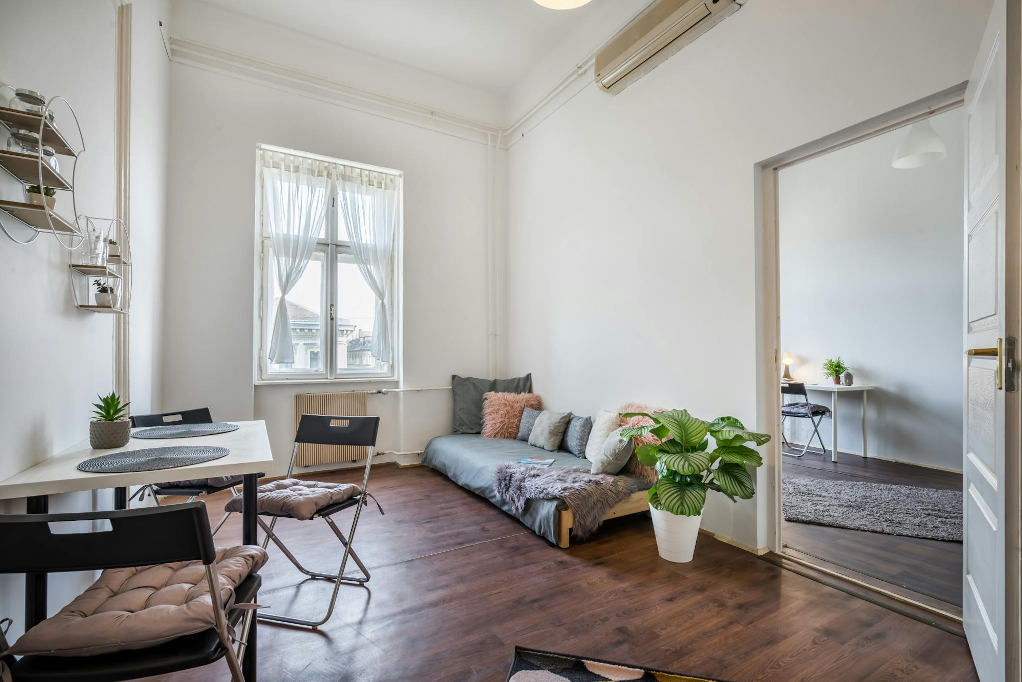 József körút, Budapest preview