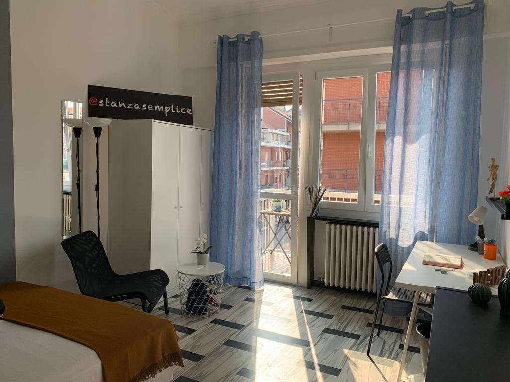 Chambre simple Turin, 1 chambre, 16m² — photo 3