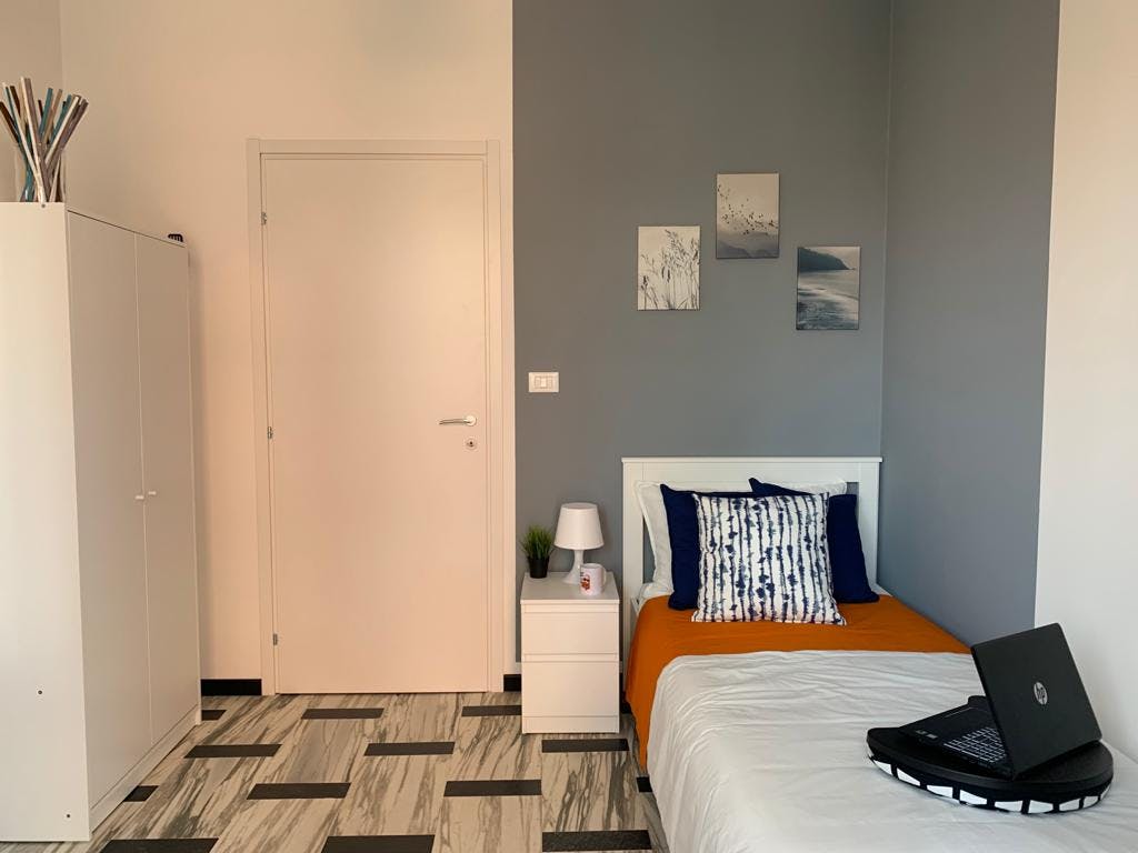 Via La Thuile, Turin preview