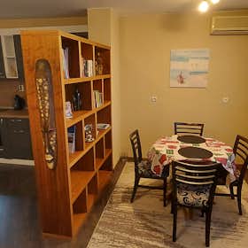 Wohnung zu mieten für 1.369 BGN pro Monat in Varna, Ulitsa General Skobelev