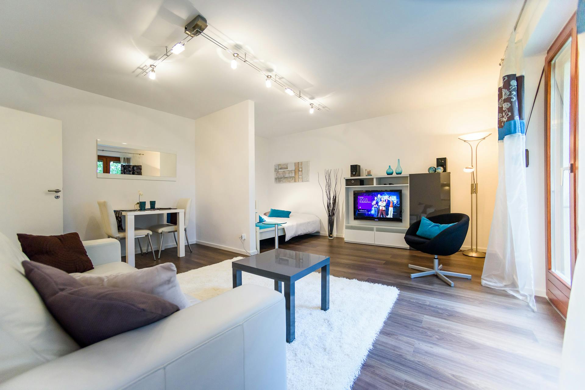 Mieszkanie do wynajęcia za 1400 € miesięcznie w mieście Munich, Kohlrauschstraße