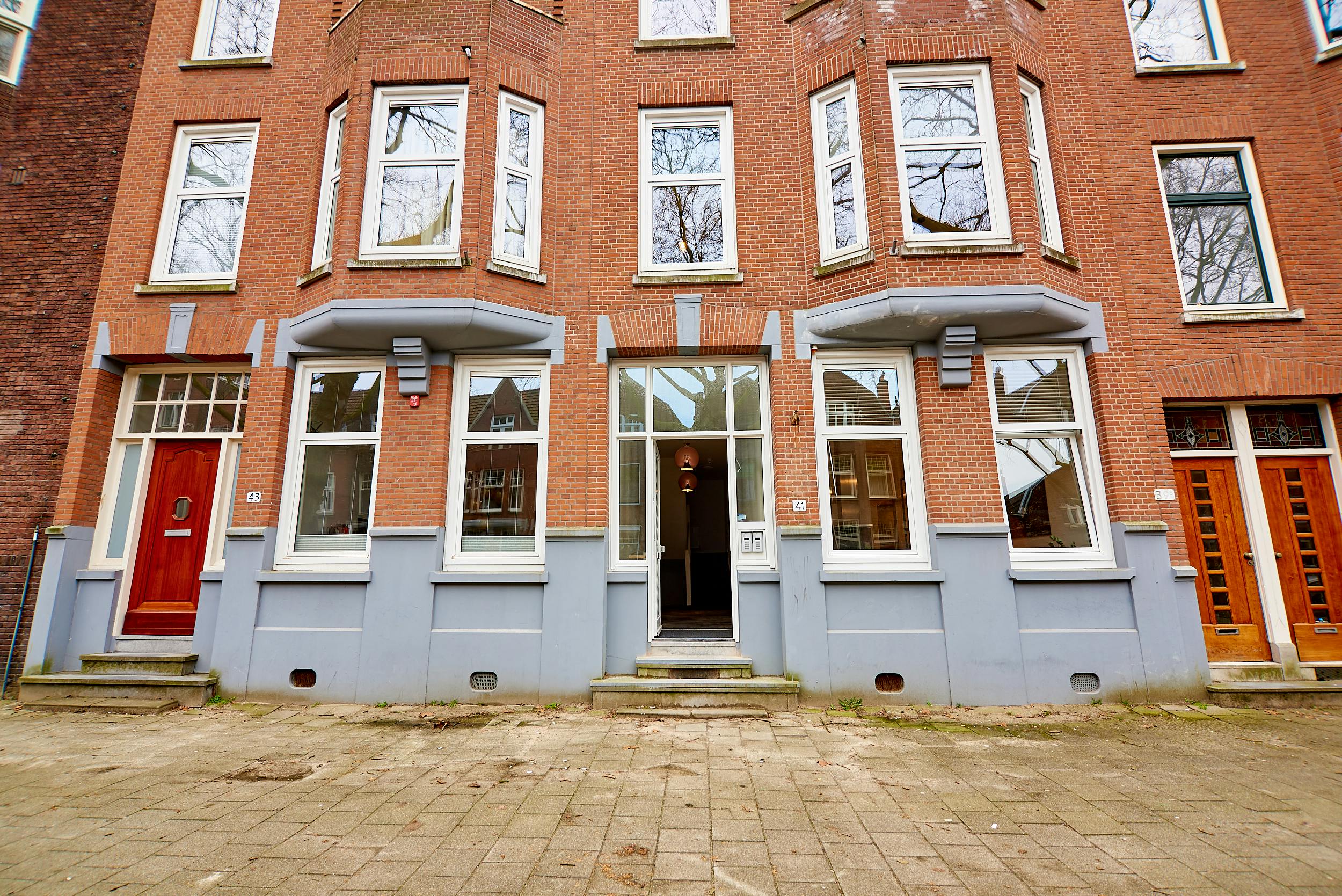 preview gallery tile