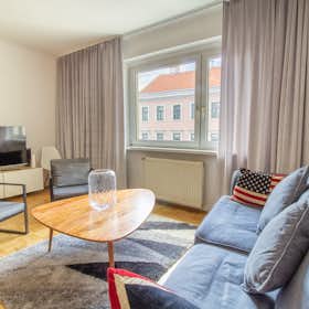 Apartment for rent for €3,890 per month in Vienna, Rechte Wienzeile