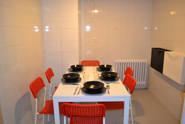 Private room in Calle del Cardenal Cisneros, Madrid (1081216) room image 27
