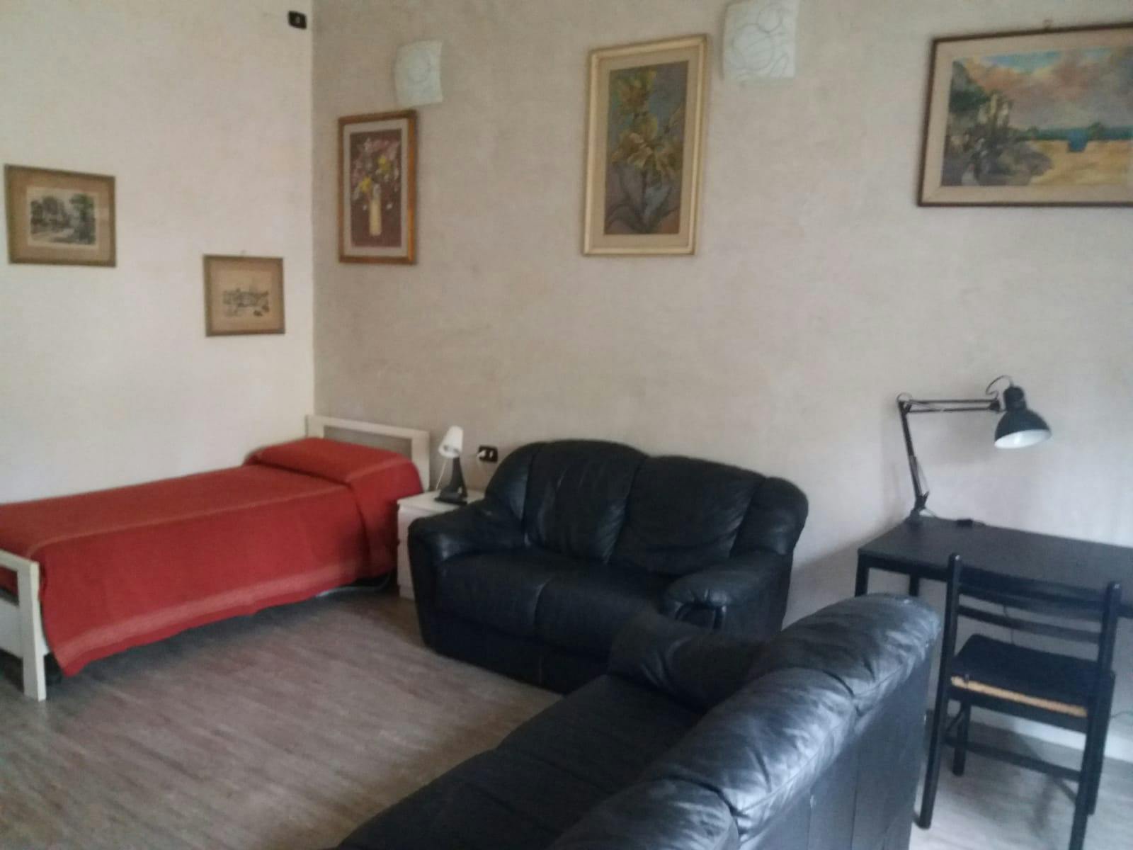 Single room Florence, 1 bed, 22m² — photo 5