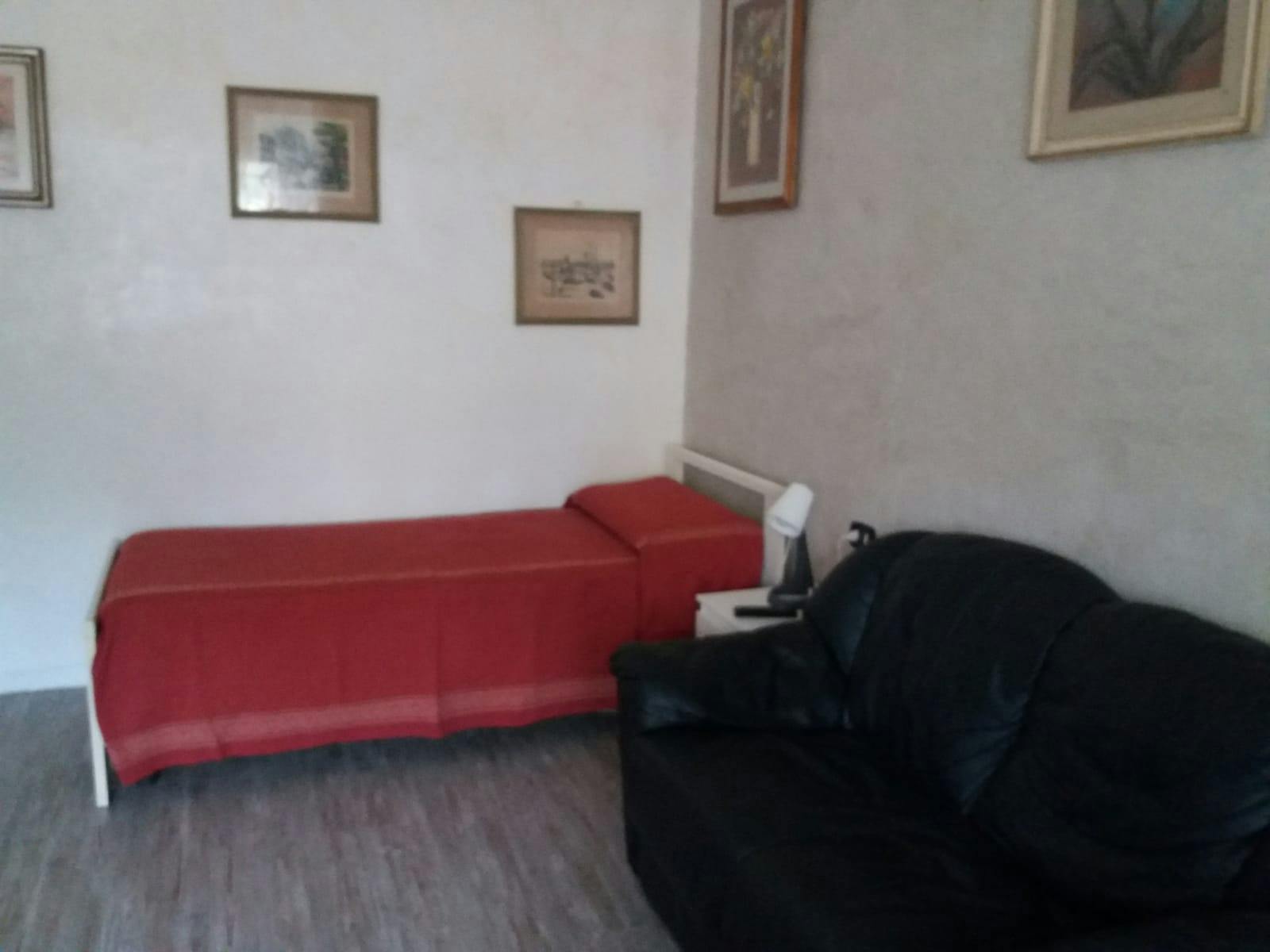 Single room Florence, 1 bed, 22m² — photo 2