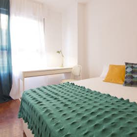 Private room for rent for €650 per month in Madrid, Calle del General Zabala