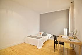 Private room for rent for €720 per month in Madrid, Calle del Duque de Rivas