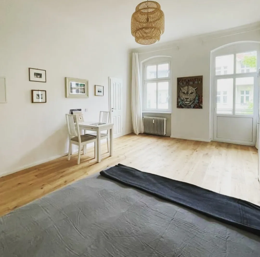 2-Bedroom Apartment in Weisestraße, Berlin (1081553) ROOM 1