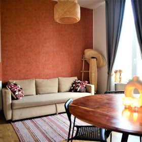 Apartment for rent for €1,825 per month in Antwerpen, Nieuwstad