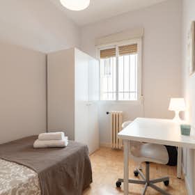 Private room for rent for €540 per month in Madrid, Calle del Conde de Vilches