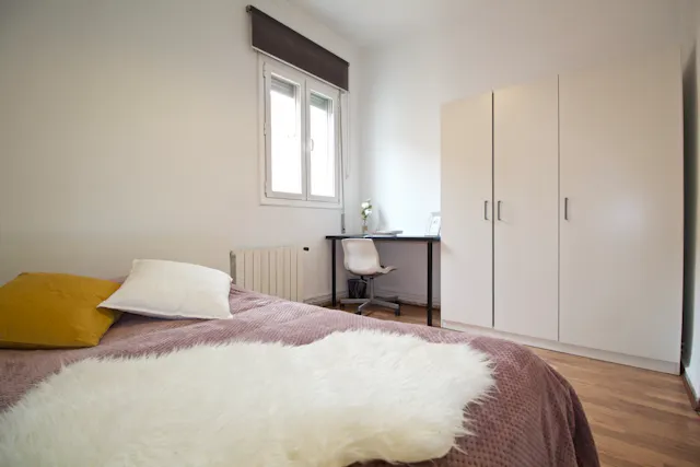 Private room in Calle de Isaac Peral, Madrid (1081834) room image 1